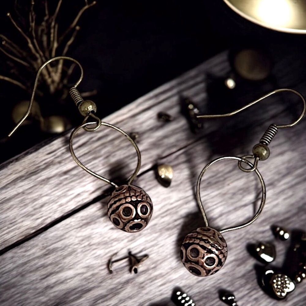 5 For $25💫Textured Bronze Bead Dangles Earrings